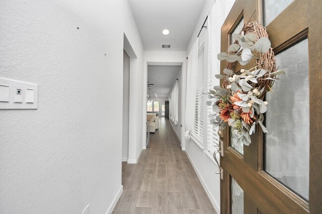 Building Photo - 4219 Colony Ln