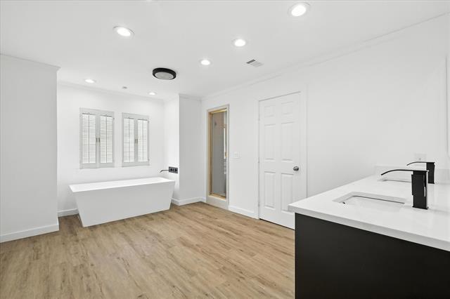 Building Photo - 7021 Lattimore Dr