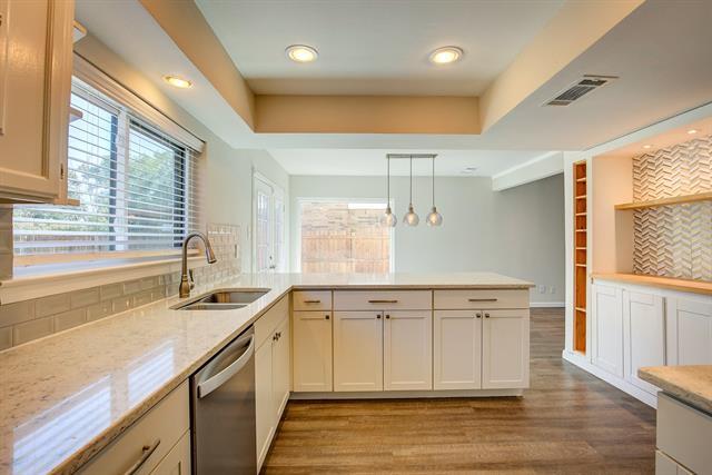 Building Photo - 3728 Blue Bonnet Ct