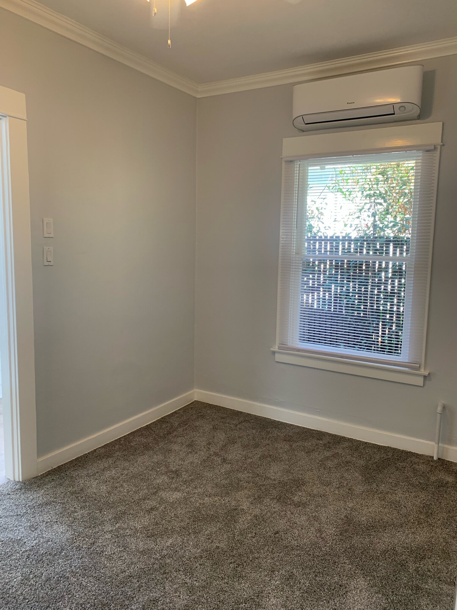 Bedroom - 1427 N Hudson Ave