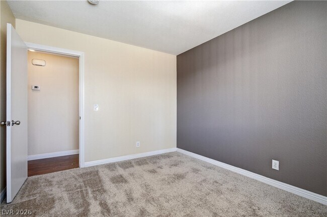 Building Photo - 5221 Percheron St