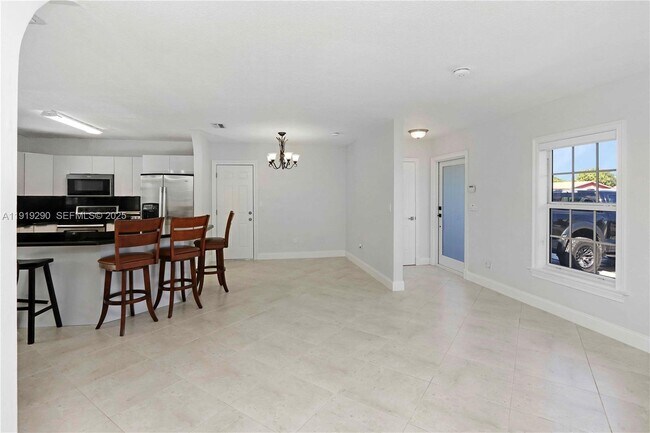 Building Photo - 15440 SW 102nd Pl