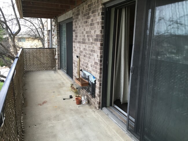 Building Photo - 12000 W Bluemound Rd