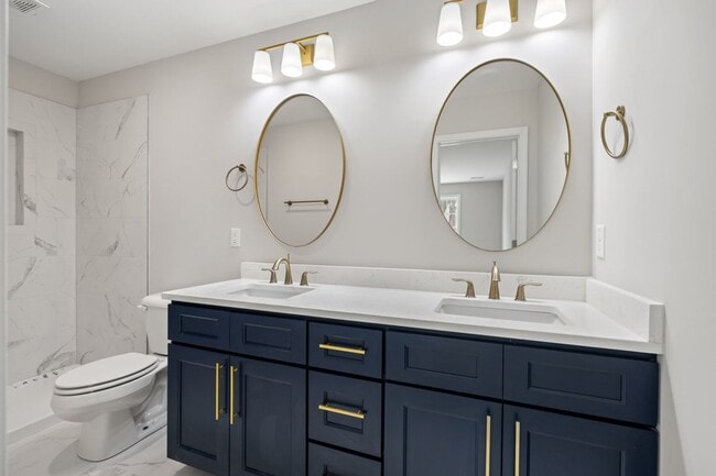 Building Photo - Luxury New 3BR Townhomes | Garage + Pool | 7 min to Fort Bragg