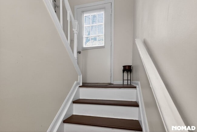 Building Photo - 603 Dellinger Dr