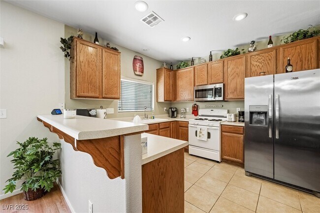 Building Photo - 10389 Calypso Cave St