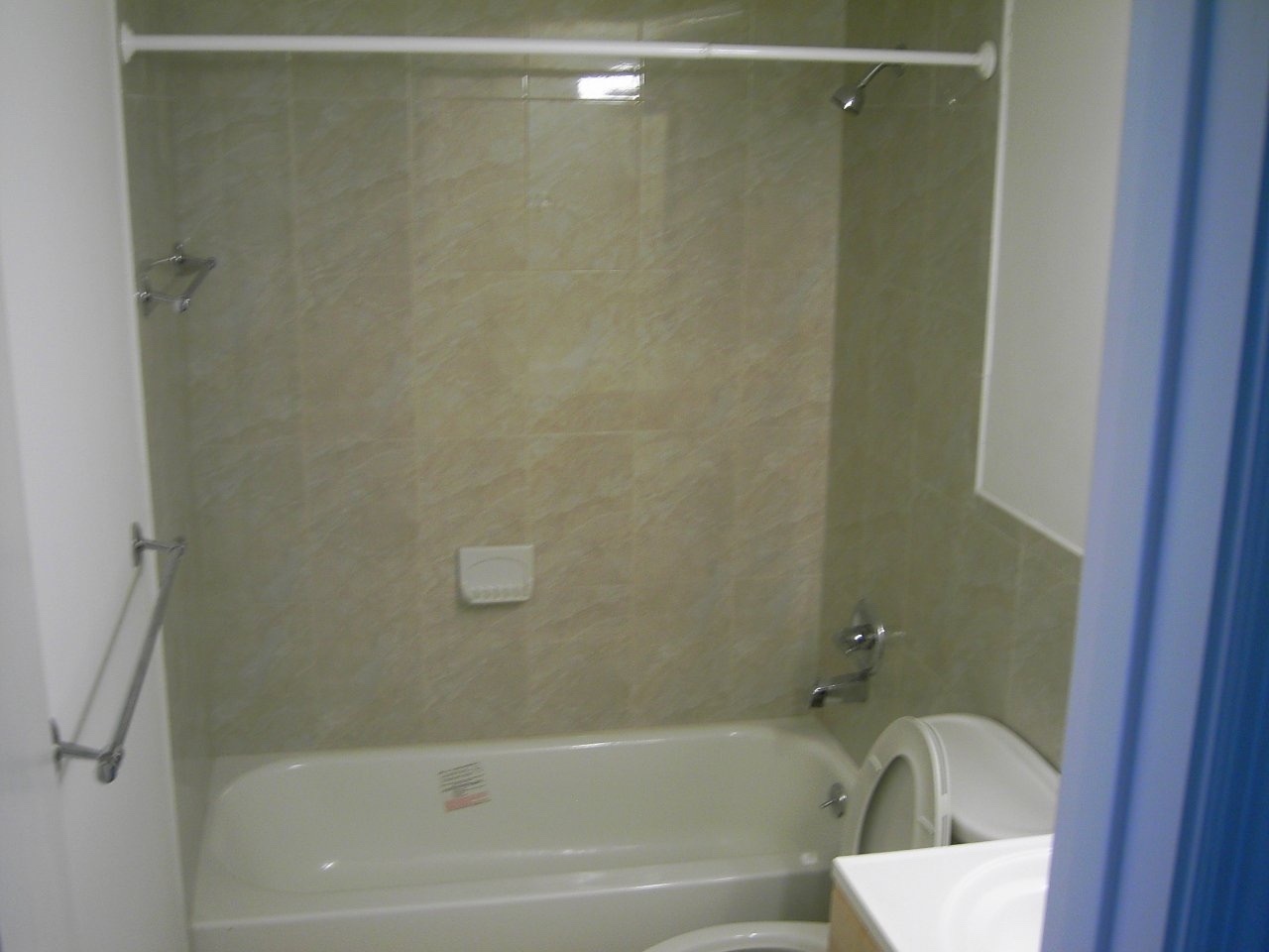 new bathrooms - 480 NW 20th St