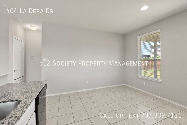 Building Photo - 404 La Dera Dr
