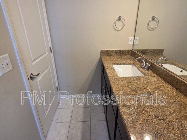 Building Photo - 4109 George Buchanan