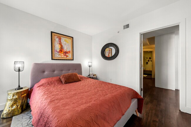 Building Photo - 199 14th St NE