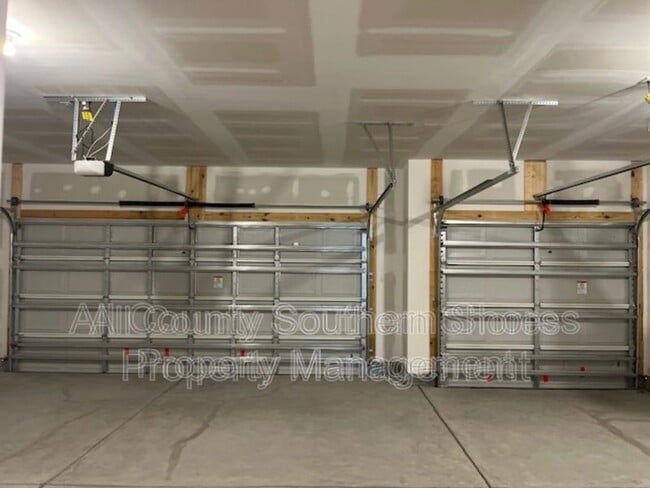 Building Photo - 5692 White Bark Drive