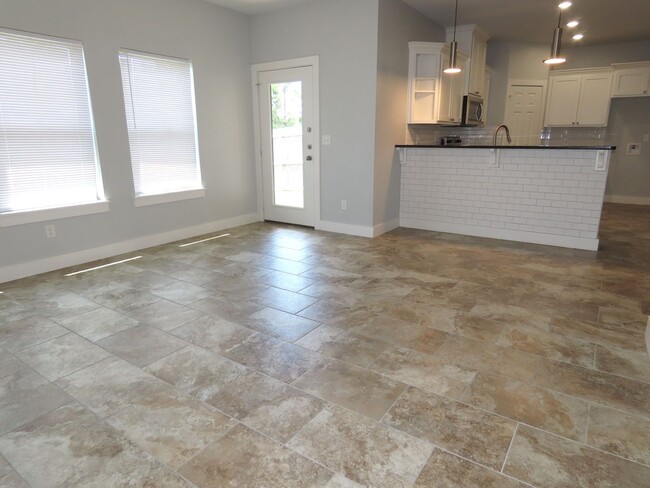 Building Photo - Bullard ISD! Gorgeous 2 Bedroom, 1 Bath Du...