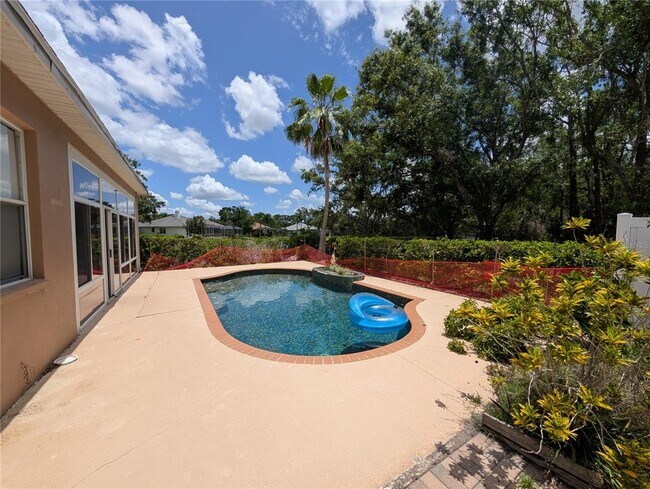 Building Photo - 6535 Meandering Way