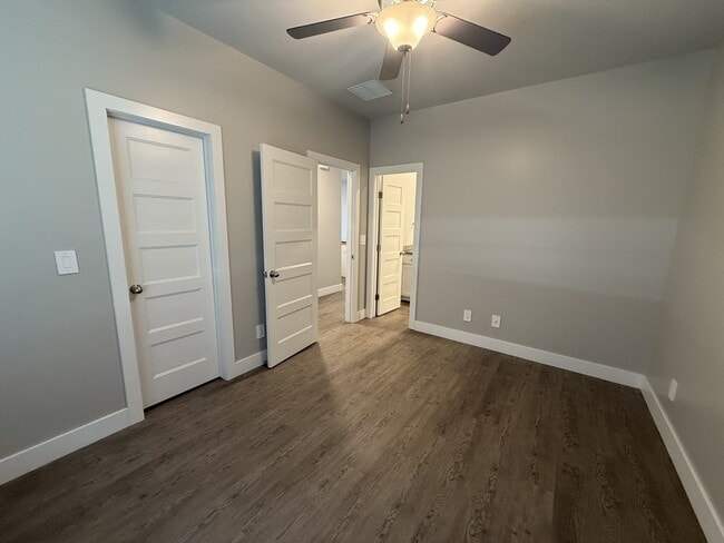 Building Photo - 783 N St Paul St