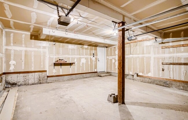 Building Photo - 30150 Stagecoach Blvd