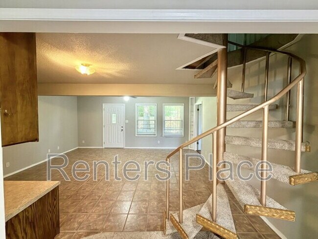 Building Photo - 14148 S Poplar Pl