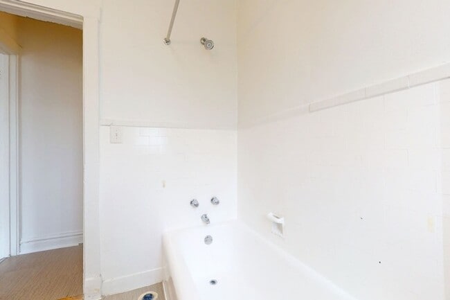 Floorplan - 1101 E. Hyde Park Boulevard