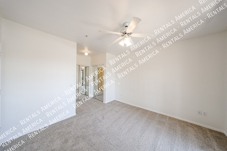 Building Photo - 15095 N Thompson Peak Pkwy
