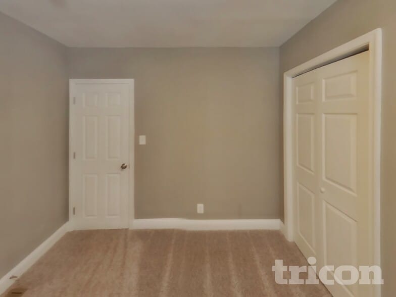 Building Photo - 3017 Lavender Ave
