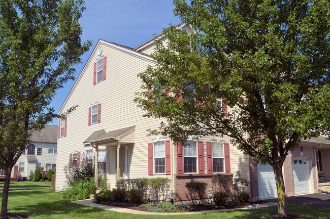 Building Photo - 326 Wheatfield Cir