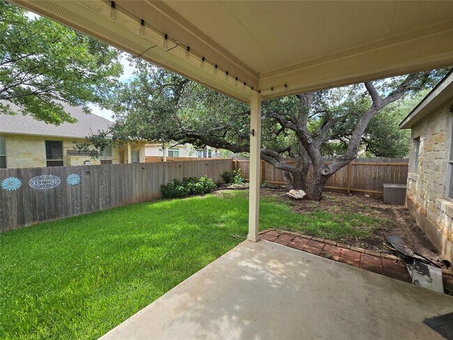 Building Photo - 303 Arrowhead Trail