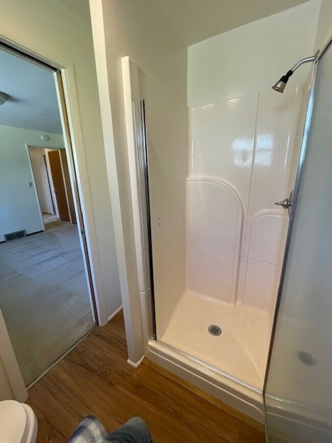 Building Photo - Edmonds View Home