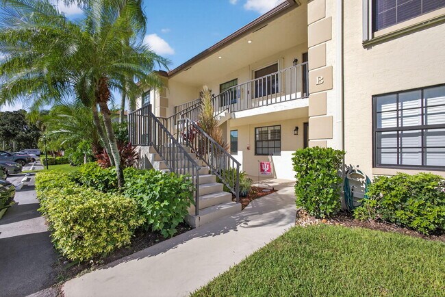 Building Photo - 202 Pinecrest Cir