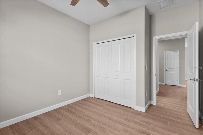 Building Photo - 15719 Islandwalk Ave