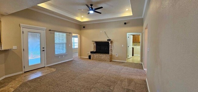 Building Photo - Beautiful 4 bedroom, 2 bath home for rent