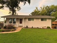 Building Photo - 10415 Antrim Dr
