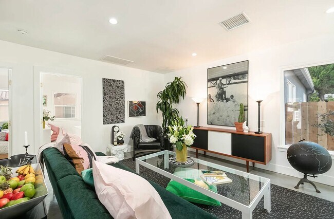 Building Photo - 4232 Verdugo Rd