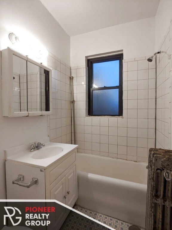 Pet friendly 1 bedroom 4829 N Damen Ave Chicago IL 60625 Apartment Finder