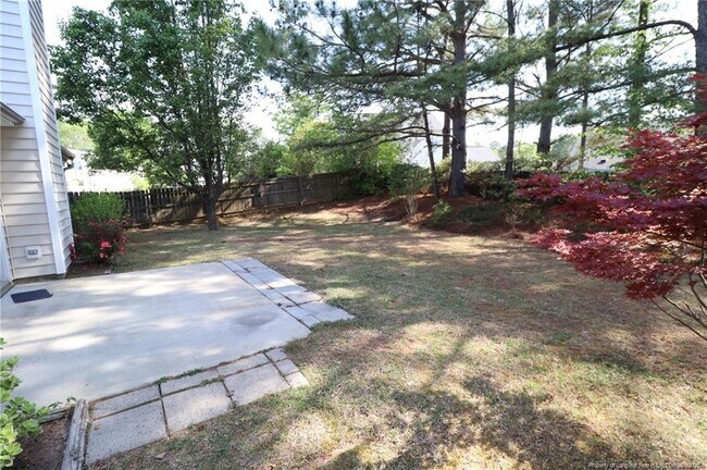 Building Photo - 305 Firefly Rd