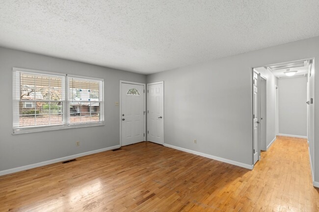 Building Photo - MOVE IN READY! Passed Occupancy. Move in before the holidays!