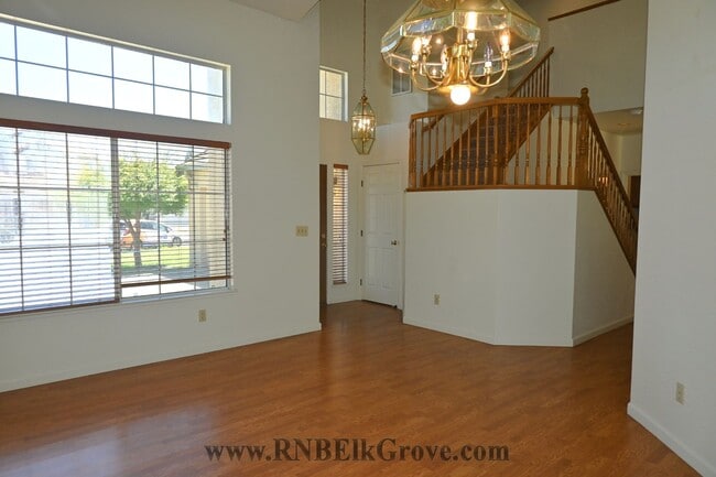 Building Photo - 8868 Chadbury Pl