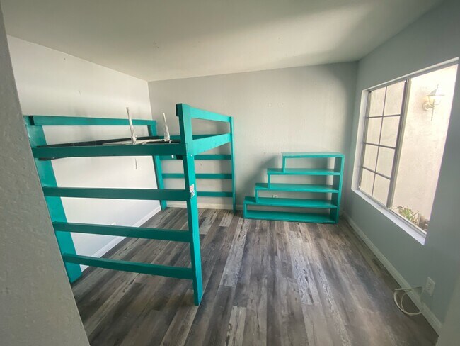 Building Photo - 21012 Lacebark Ln