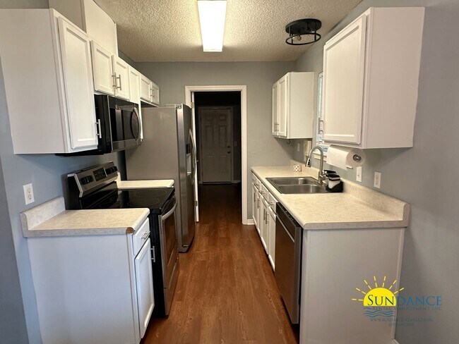 Building Photo - 4480 Gainer Ave
