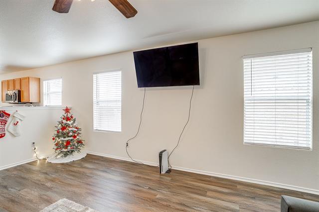 Building Photo - 6612 Meadow Way Ln