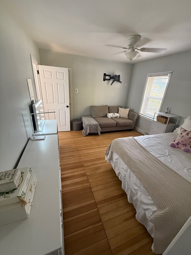 Building Photo - 248 Douglas Pike