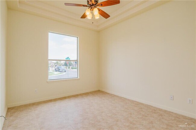 Building Photo - 26 Keystone Dr