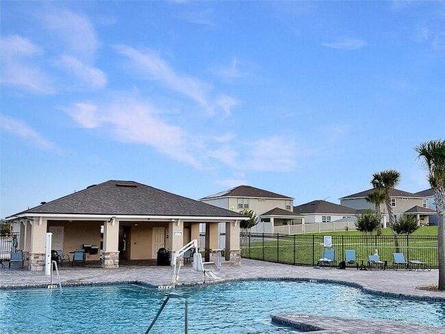 Building Photo - 2279 Canyon Oak Dr