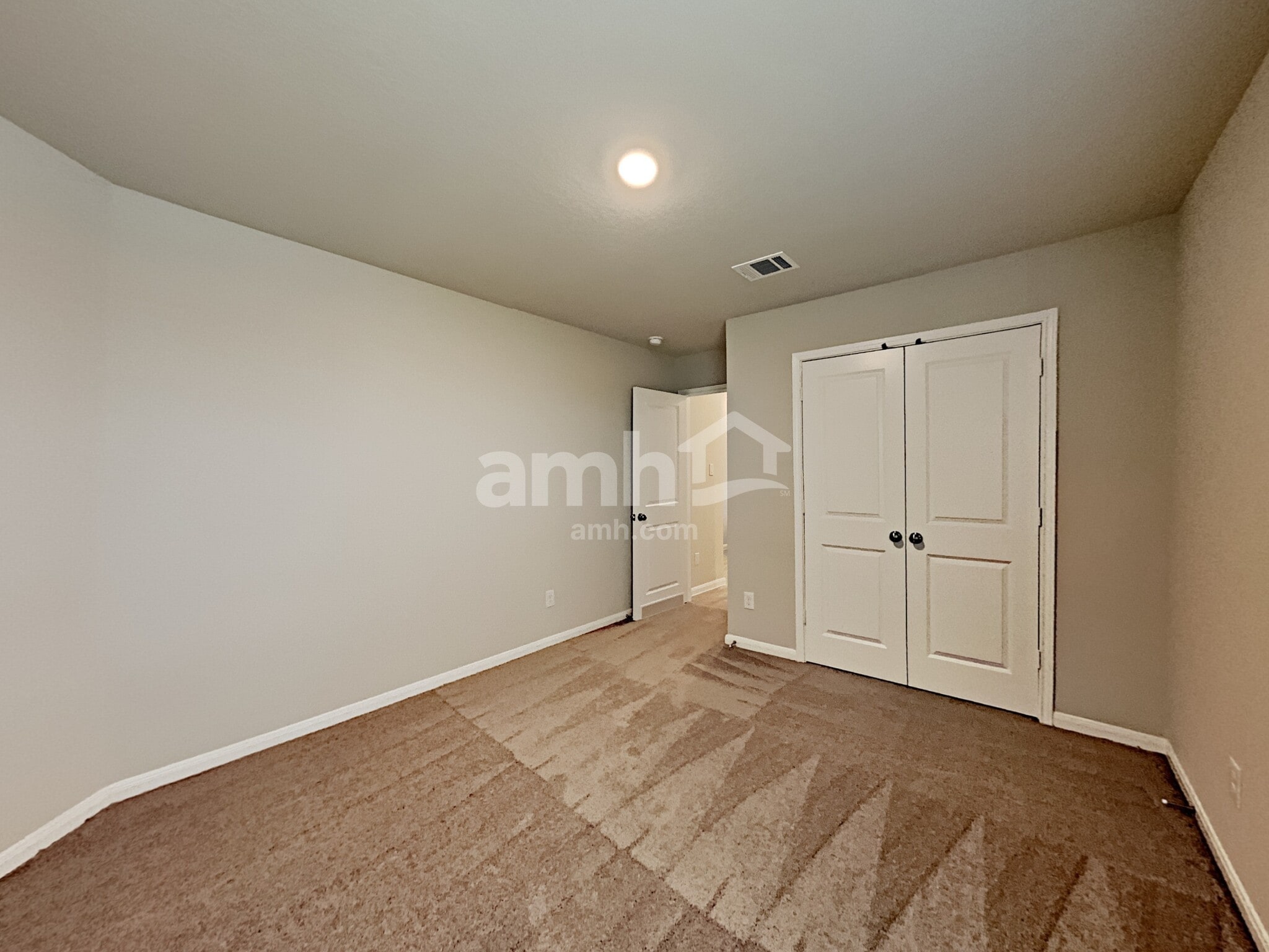 Building Photo - 2701 Iberia Ct