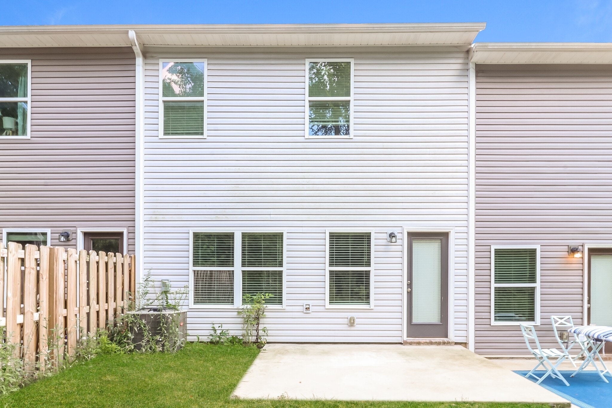 Building Photo - 608 The Heights Ln