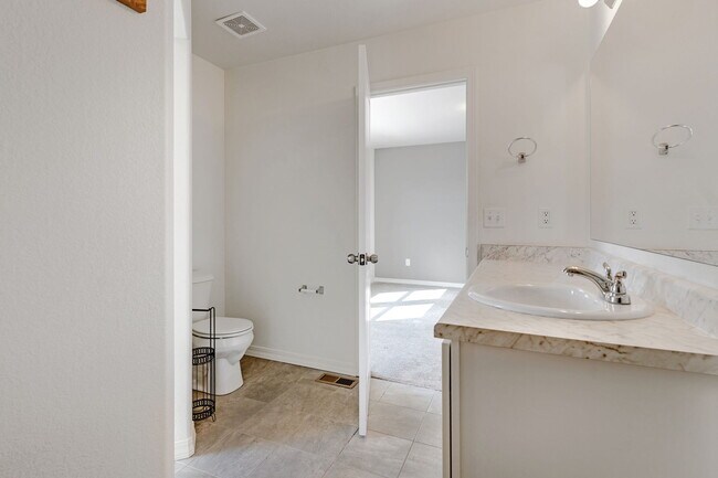 Building Photo - 897 Technology Ct