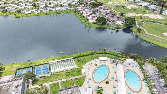 Building Photo - 277 Brittany F