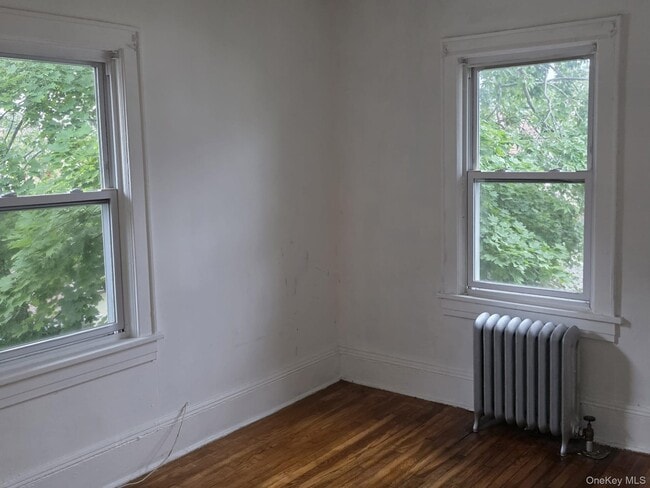 Building Photo - 420 Bedford Ave