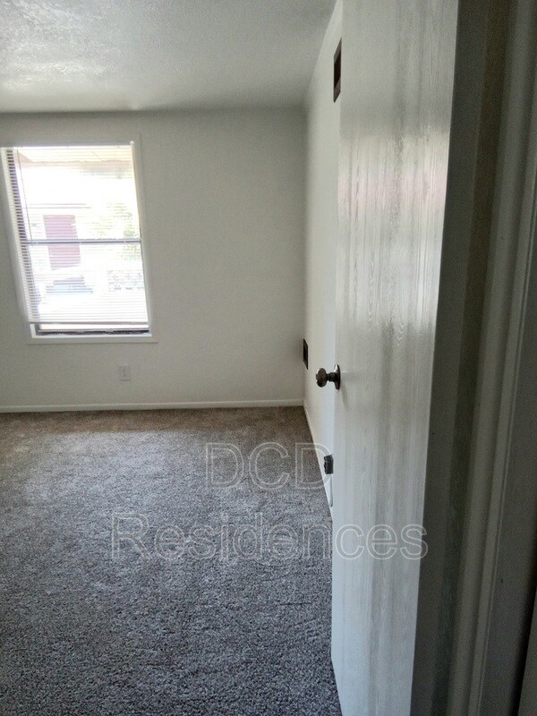Building Photo - 11412 Mussel Dr