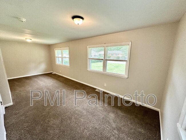 Building Photo - 948 Wateree Blvd