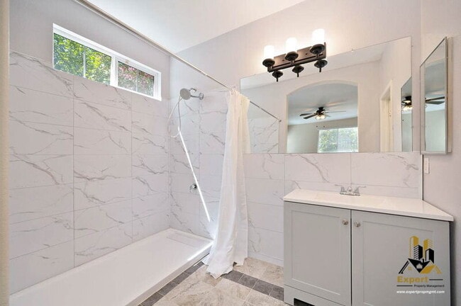 Building Photo - 3438 Zalema Way