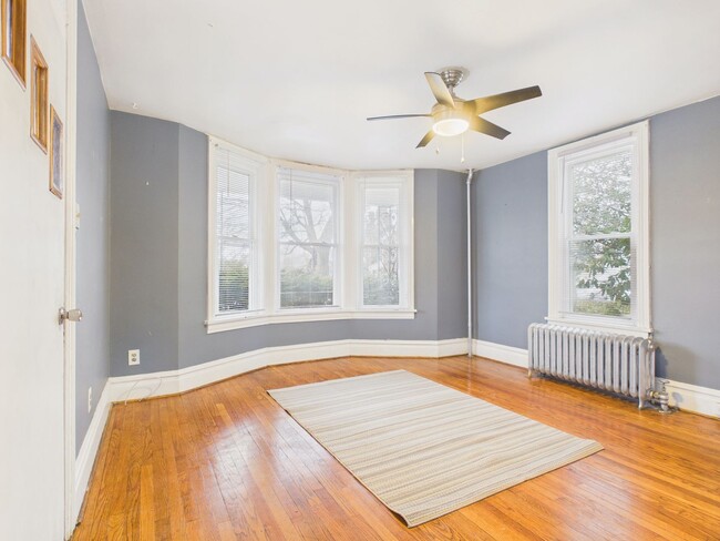 Building Photo - 4 Bedroom Single Family Home in Susquehanna Township